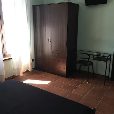 Villa Agriturismo La Farazzina à Oleggio Extérieur photo